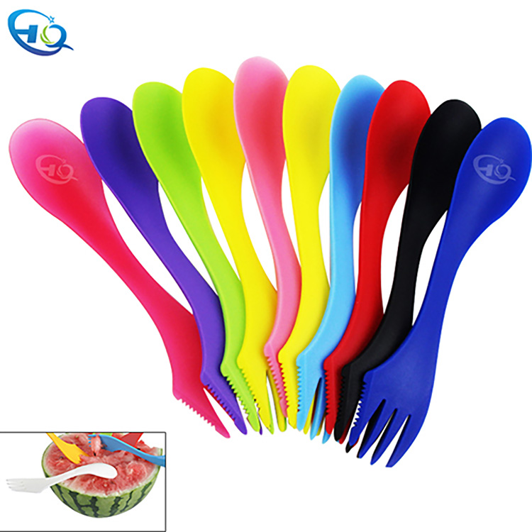 Multifunctional outdoor dining spoon