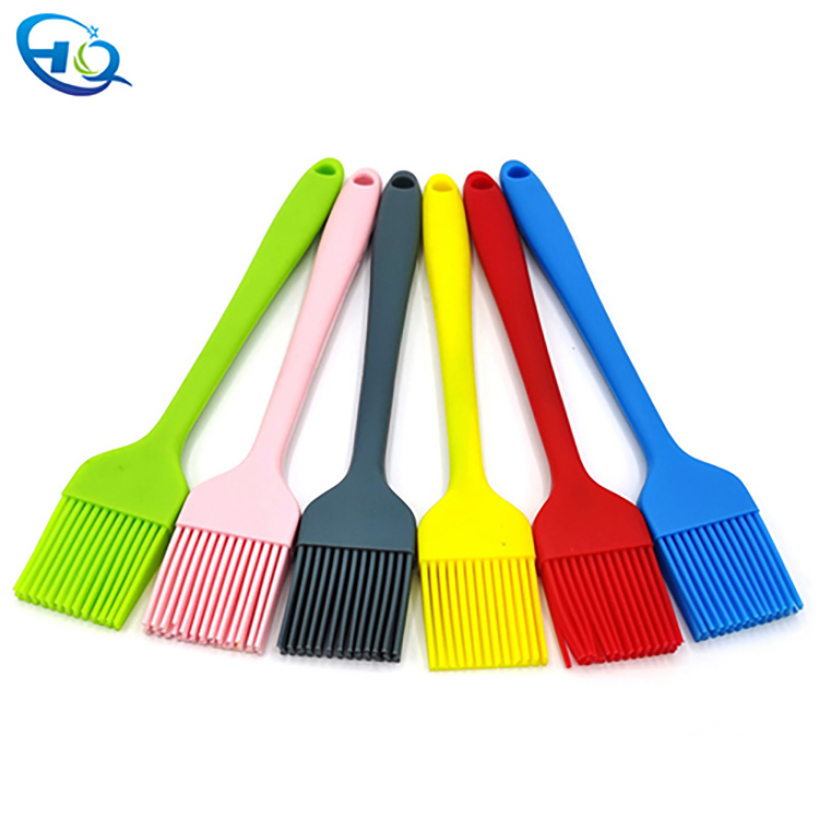 One-piece silicone soft brush